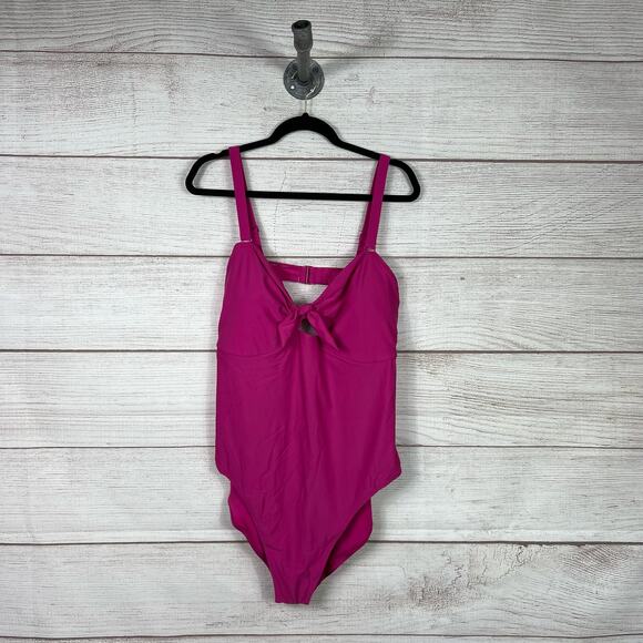 Old Navy Plus Size Tie-Front Keyhole Bandeau-Style One-Piece Swimsuit Size 3X - Picture 1 of 11